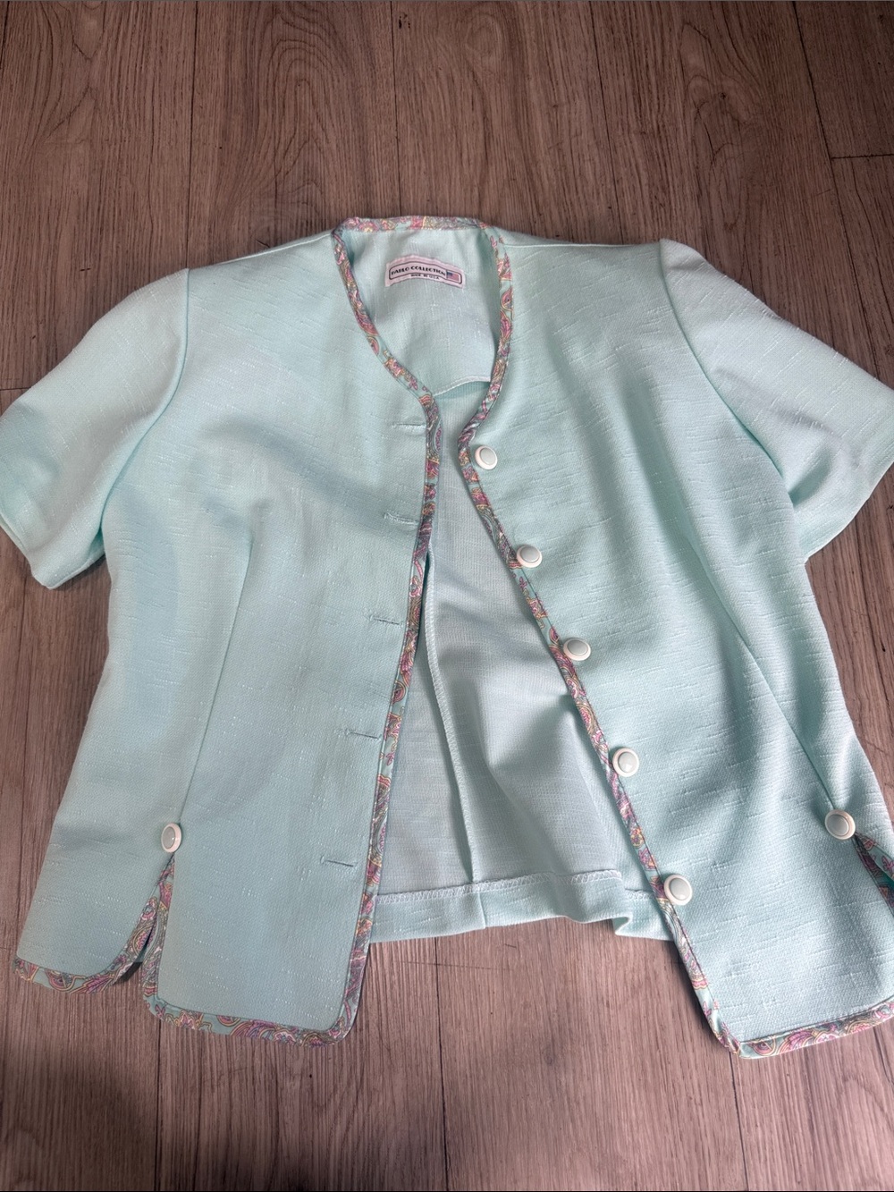Light Mint Short-Sleeve Tailored Jacket with Floral Trim